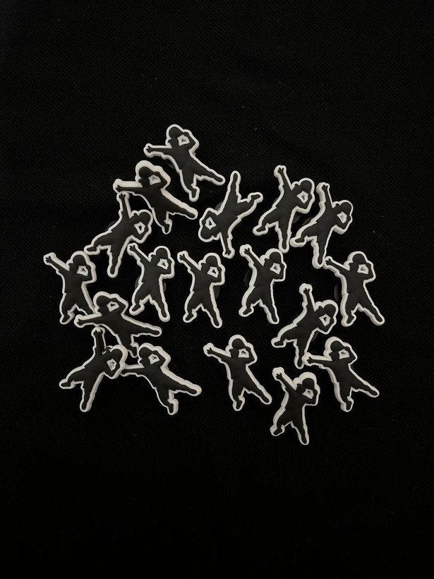 سرویس و اسمش